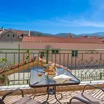 La Casa De Agathi